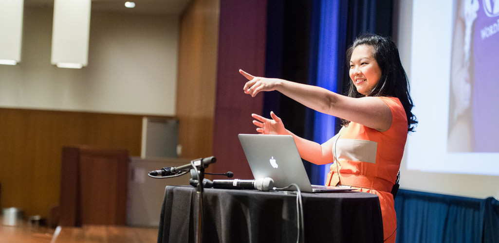 Helen Hou-sandí Talks Music, Code, and Hacking AIM Profiles